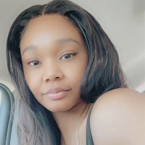 Meet your Posher, Johneise